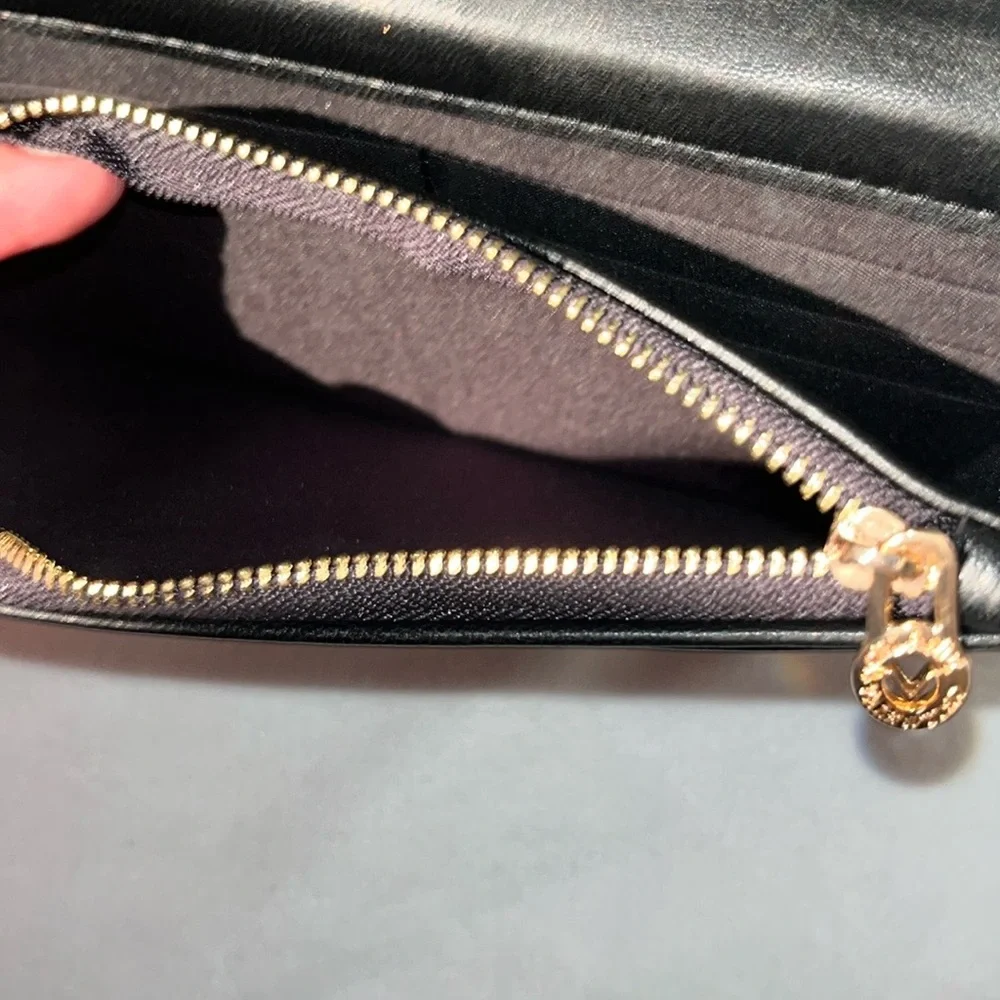 Valentino Orlando Handcrafted Textured Handbag - Picture 6 of 10